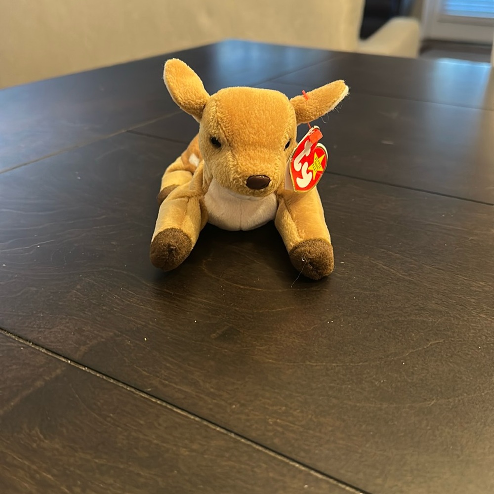 Ty Beanie Baby, Whisper the Deer